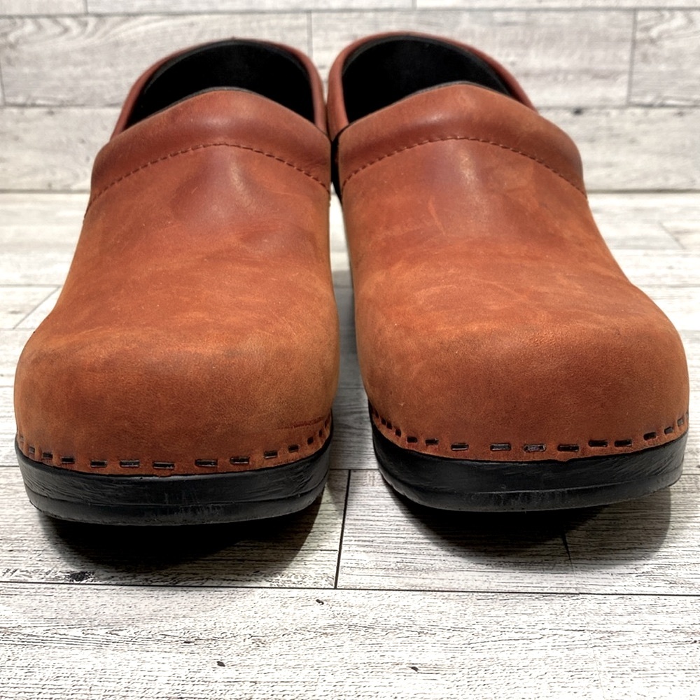 L.L. Bean Brown Leather Nurse Clog Slip-On Shoes Women’s 7 - Picture 5 of 16